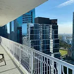 Beautiful Large Apt 2 Brm With Ocean Views In Brickell